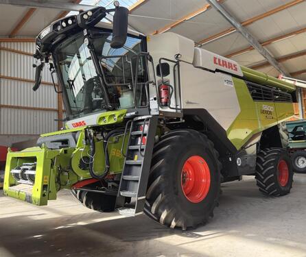 Claas LEXION 5500 MONTANA Allrad CEMOS