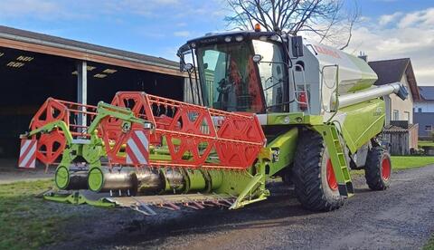 CLAAS TUCANO 450