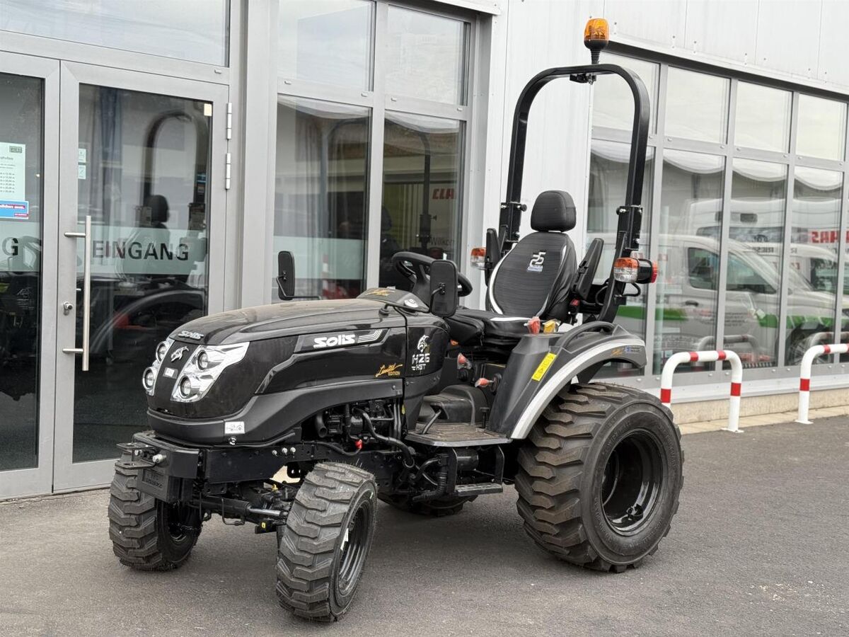 Solis 26 HST Rops Panther Industriebereifung 2