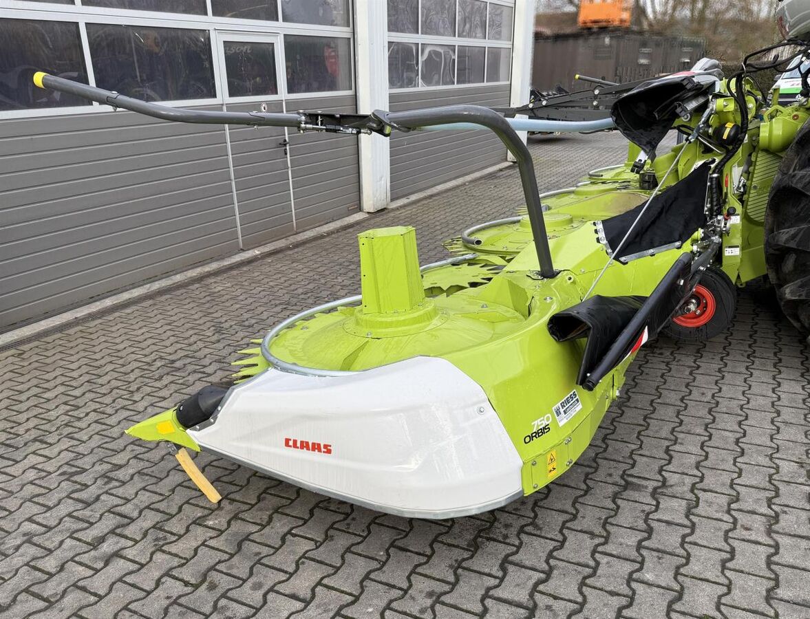 Claas ORBIS 750 3