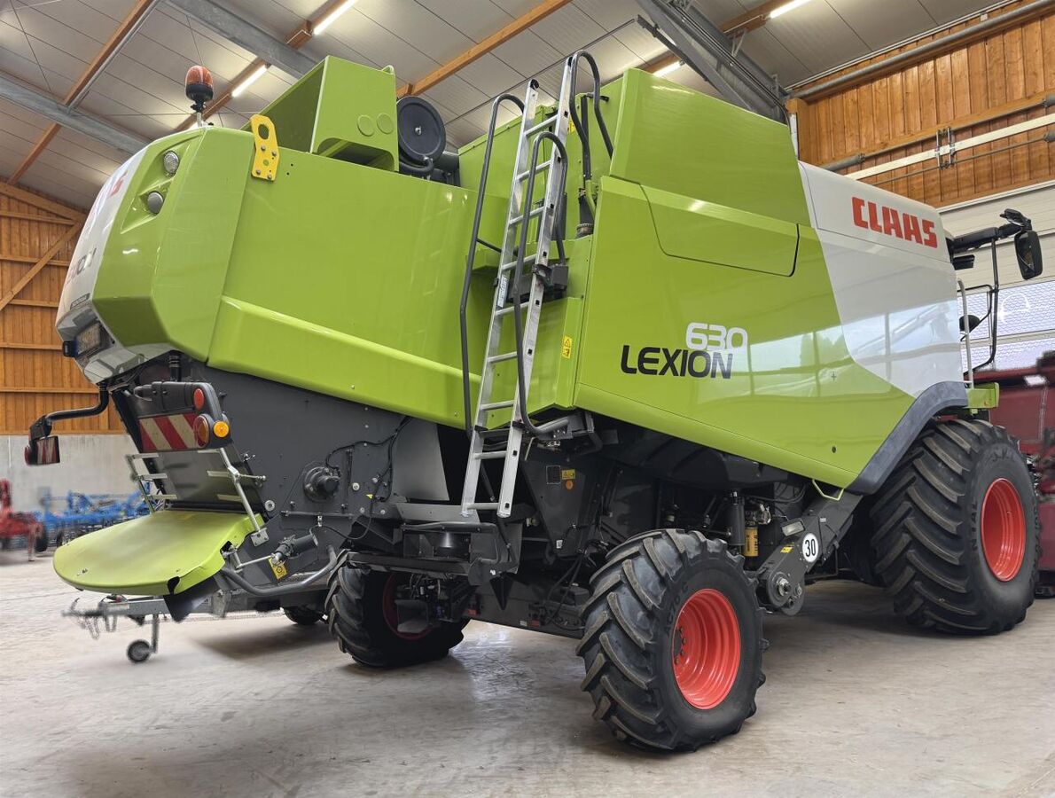 Claas LEXION 630 MONTANA T4 3