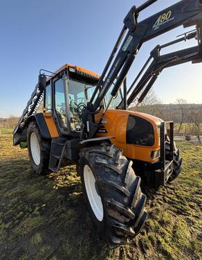 Renault TEMIS 610 Z + Baas Trima 480