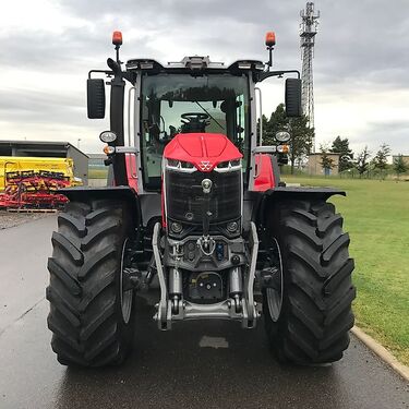 Massey Ferguson MF 8S.305 Exclusive 3