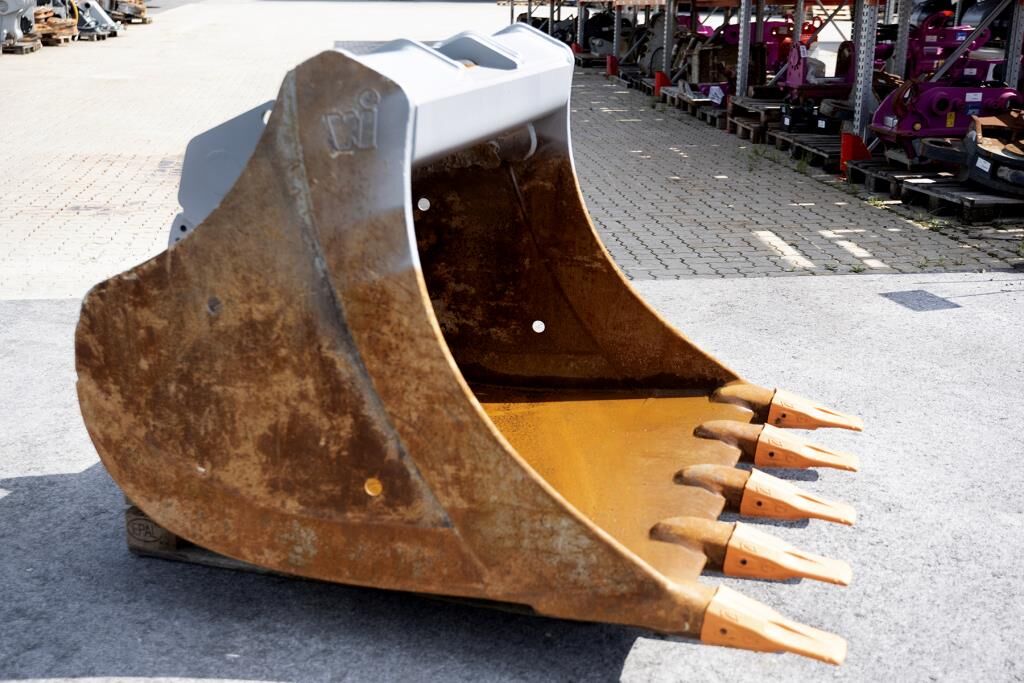 Winkelbauer Tieflöffel 1400mm multiConnect XL C-REX 2