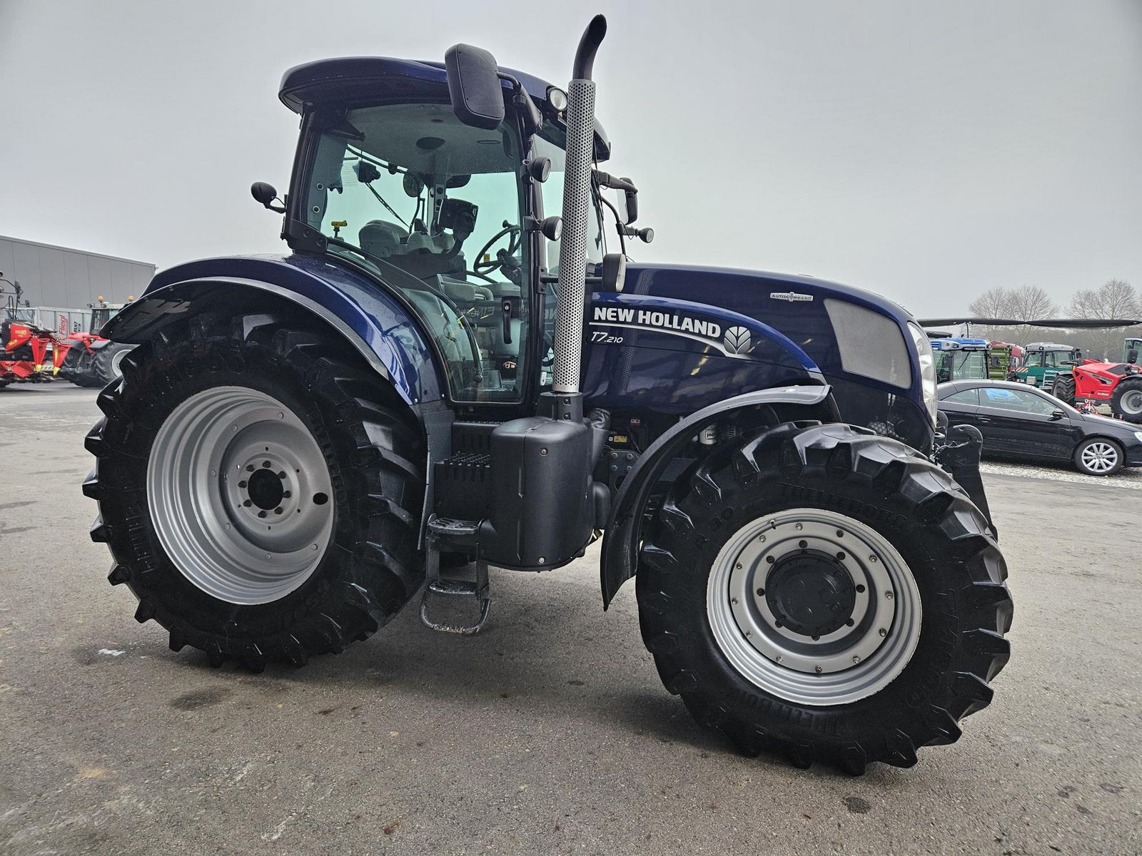 New Holland T7.210 Auto Command 2