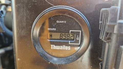 Thwaites 1 TONNE - 2017 YEAR - 900 WORKING HOURS