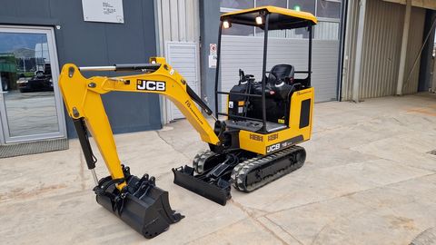 JCB 16C-1 - 3X BUCKETS - 2019 YEAR - 830 HOURS