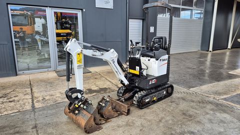 Bobcat E10Z - 2022 YEAR - 265 WORKING HOURS - 3X BUCKET