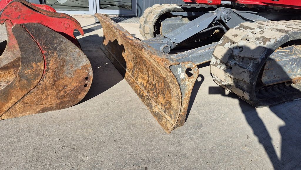 Takeuchi TB290-2 - 2022 YEAR - POWERTILT - 3X BUCKETS 2