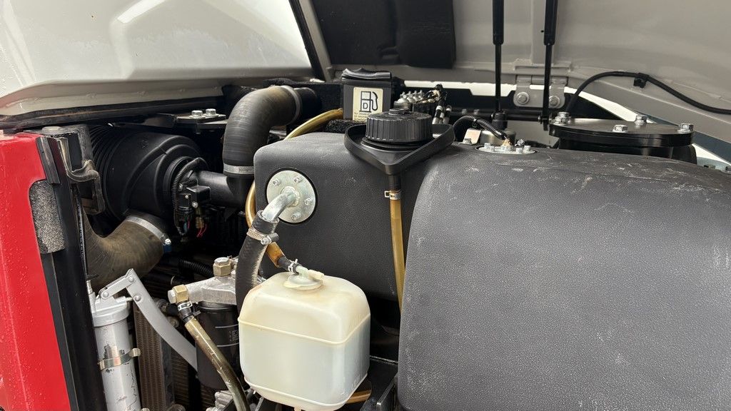 Takeuchi TB370 - POWERTILT - 3X BUCKETS - 2021 YEAR 3