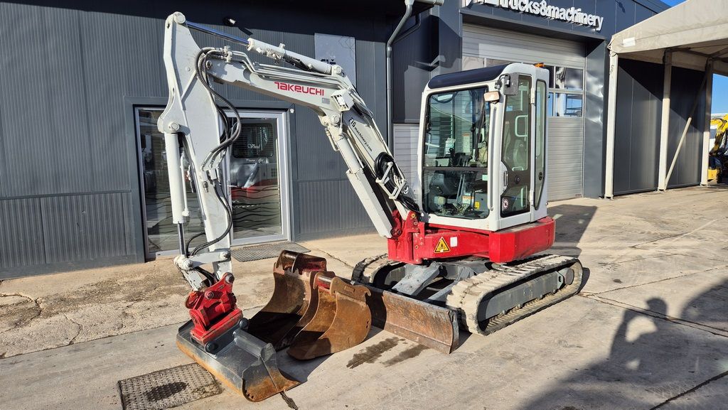 Takeuchi TB138FR - POWERTILT - 3X BUCKETS - 2015 YEAR 2