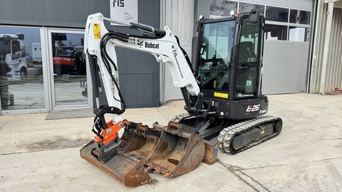 Bobcat E26 - 2021 YEAR -470 HOURS -POWERTILT- 4X BUCKET