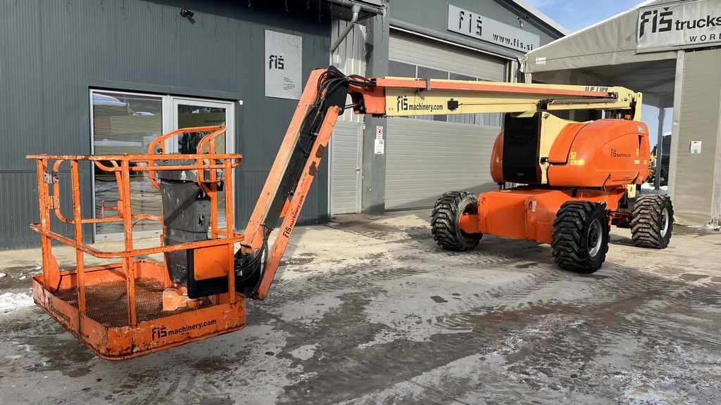 JLG 800 AJ - 2012 YEAR - 4495 HOURS - 26M 2