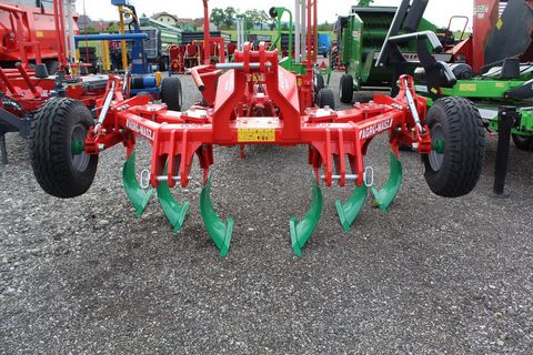 Agro Masz Agro Masz V30/6-Untergrundlockerer