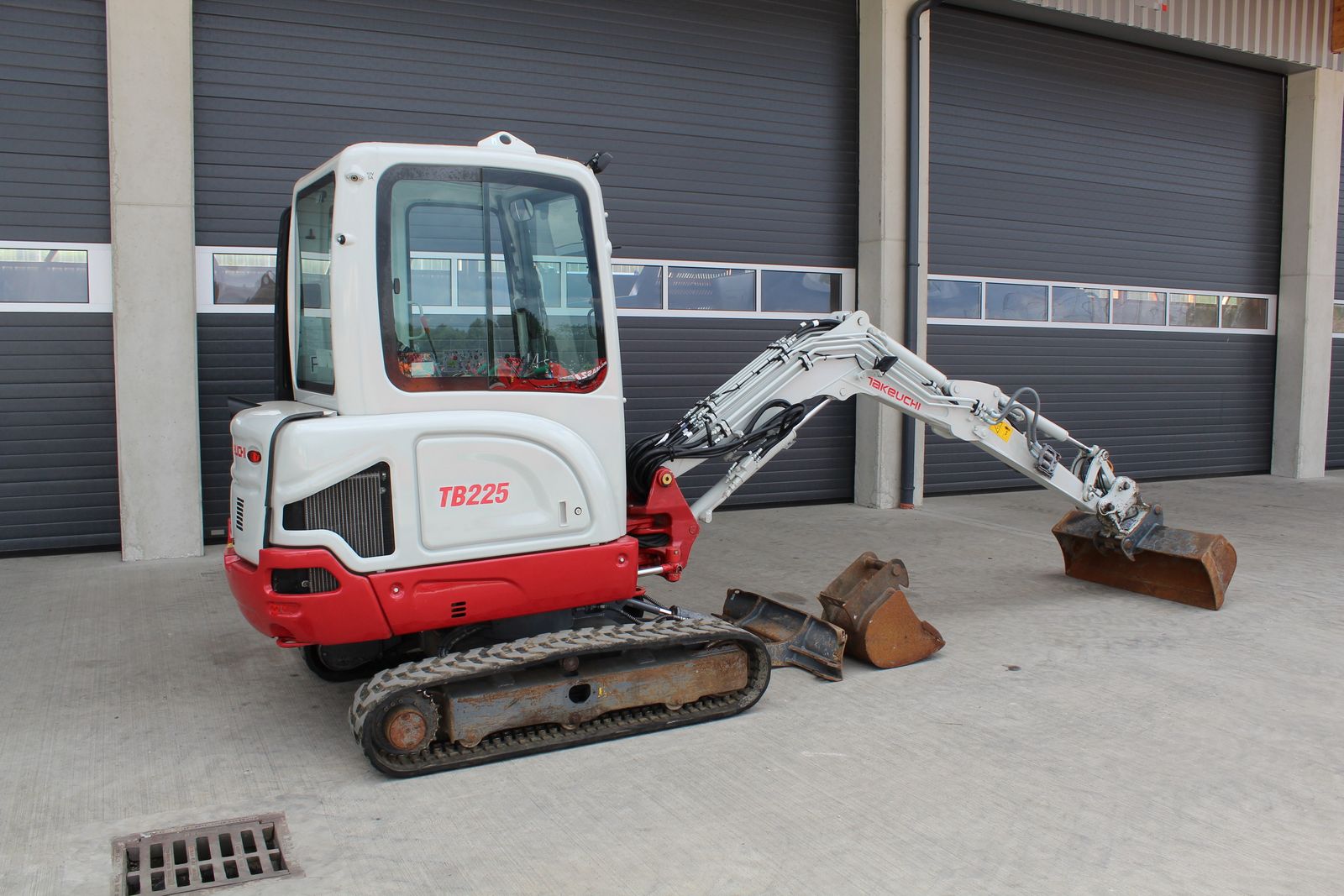 Takeuchi TB 225 - Minibagger - Powertilt - 2022 2