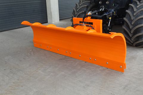 Sonstige SAT Schneeschild mit Ausklinkung - Schneepflug