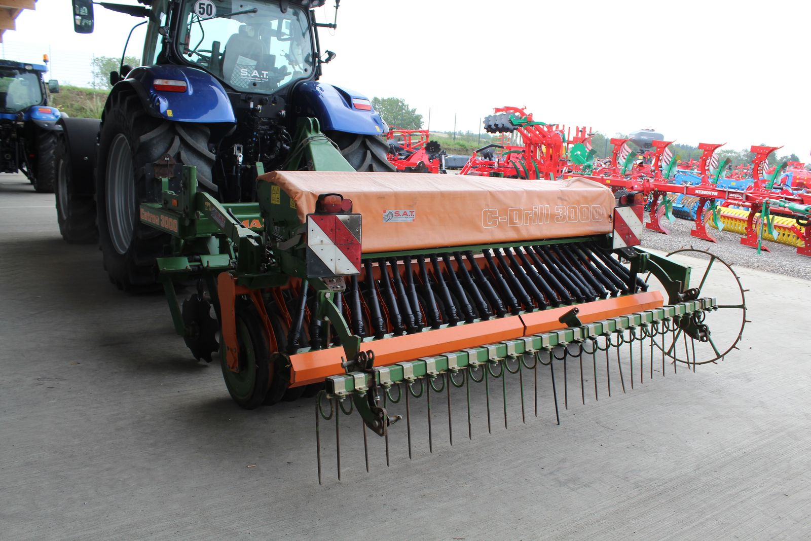 Amazone Catros 3000 und Sämaschine Amazone C-Drill 3000 2