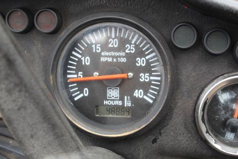 7808-9c6260c9d26d0193e1e920f4b1e35a1d-5651593
