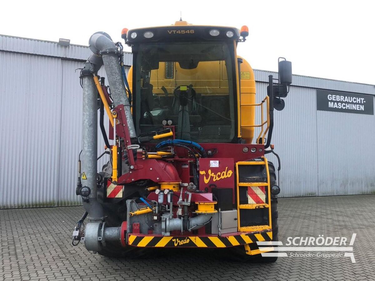 TRAC VT 4546 GÜLLESELBSTFAHRER 2