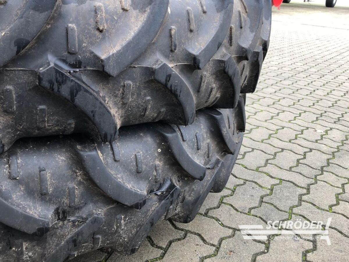 Kleber KLEBER ZWILLINGSBEREIFUNG 300/95 R52 3