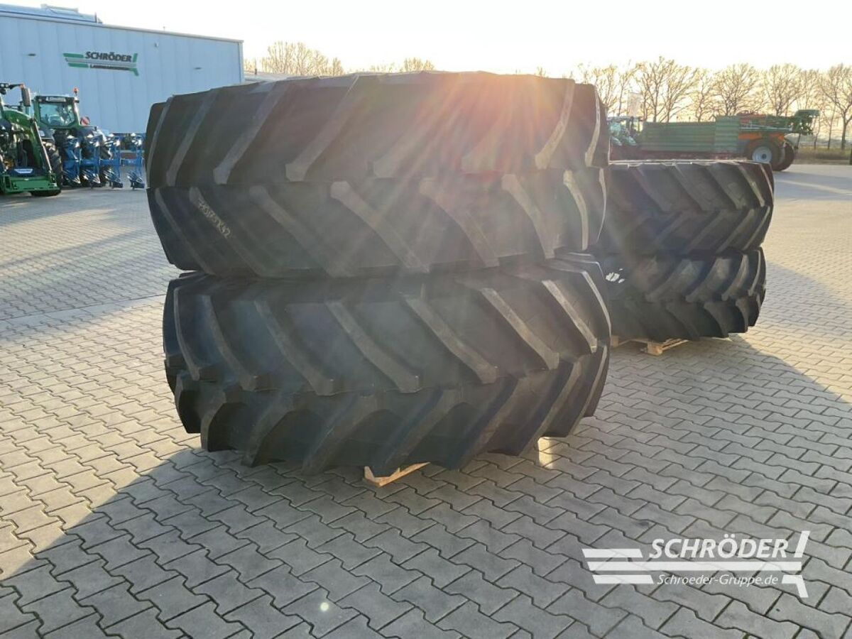 Fendt 600/65 R34 + 710/75 R42 TRELLEBORG 3