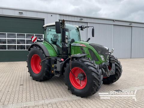 Fendt 724 VARIO S4 PROFI PLUS