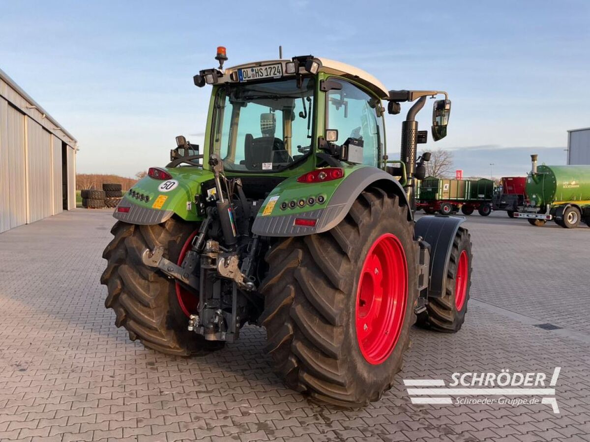 Fendt 724 VARIO GEN6 POWER PLUS 2