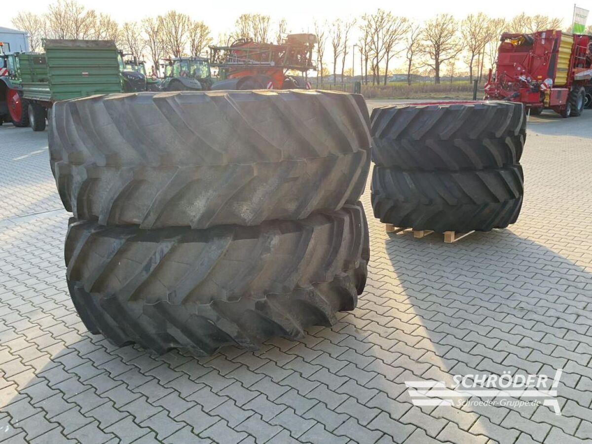 Fendt VF 650/60 R34 + VF 710/75 R42 TRELLEBORG 3