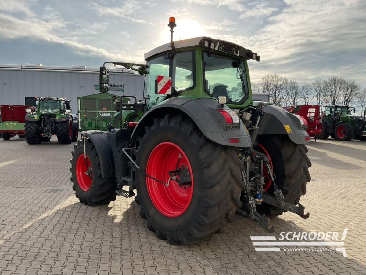 Fendt 826 VARIO S4 PROFI PLUS 3