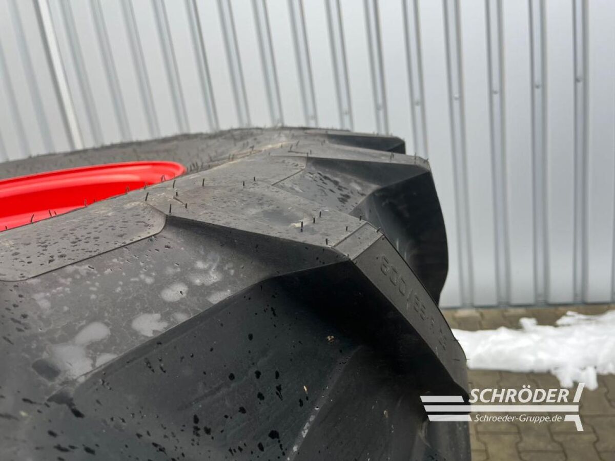 Trelleborg 600/65 R28 + 650/65 R42 TRELLEBORG 3