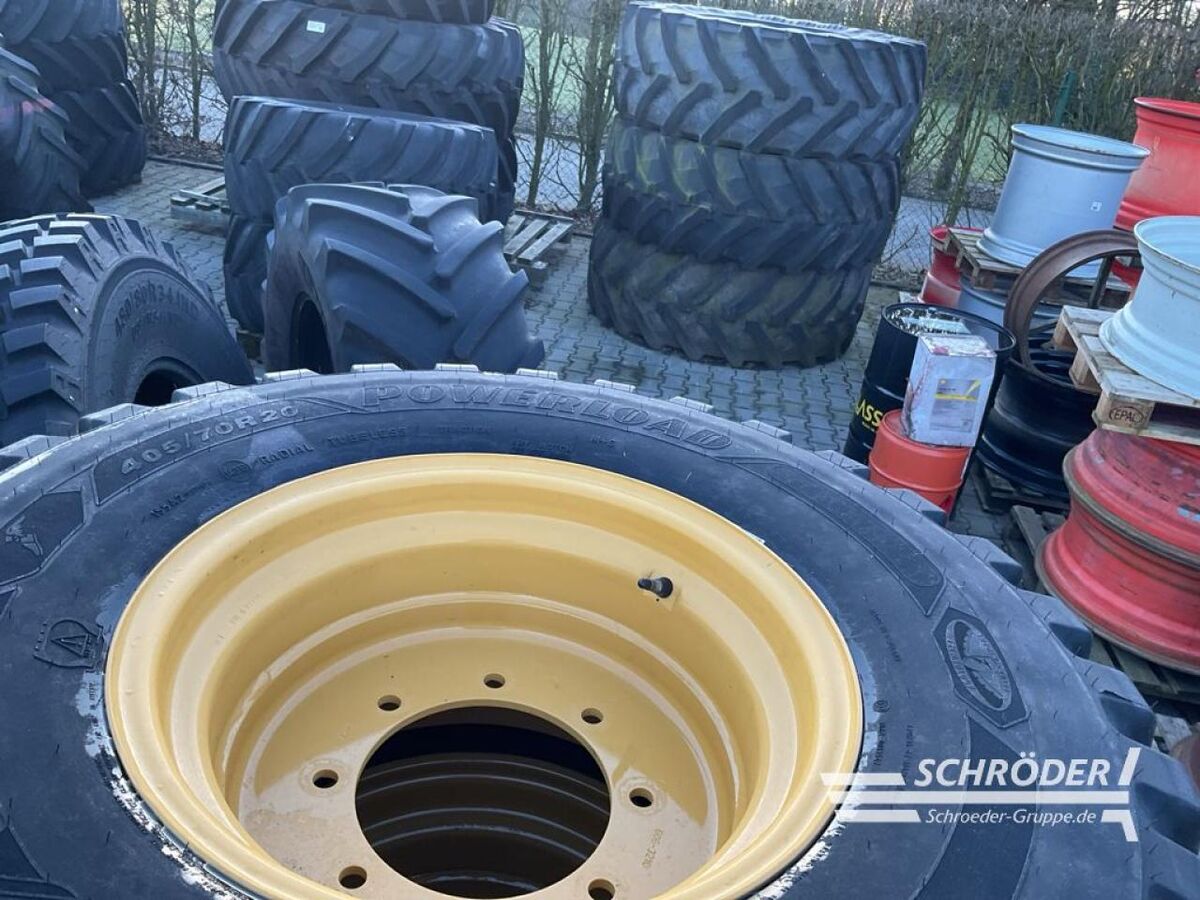 Dunlop 4X 405/70 R20 2