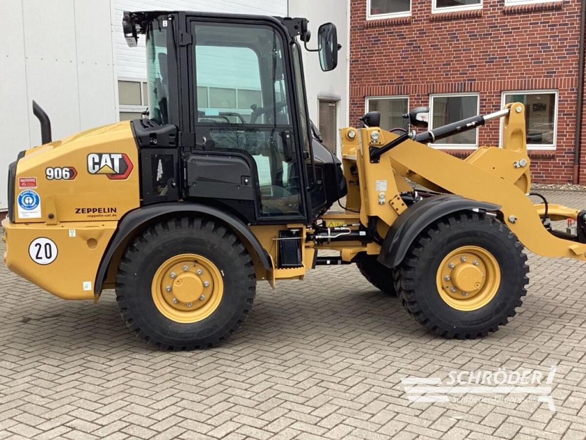 Caterpillar 906 3