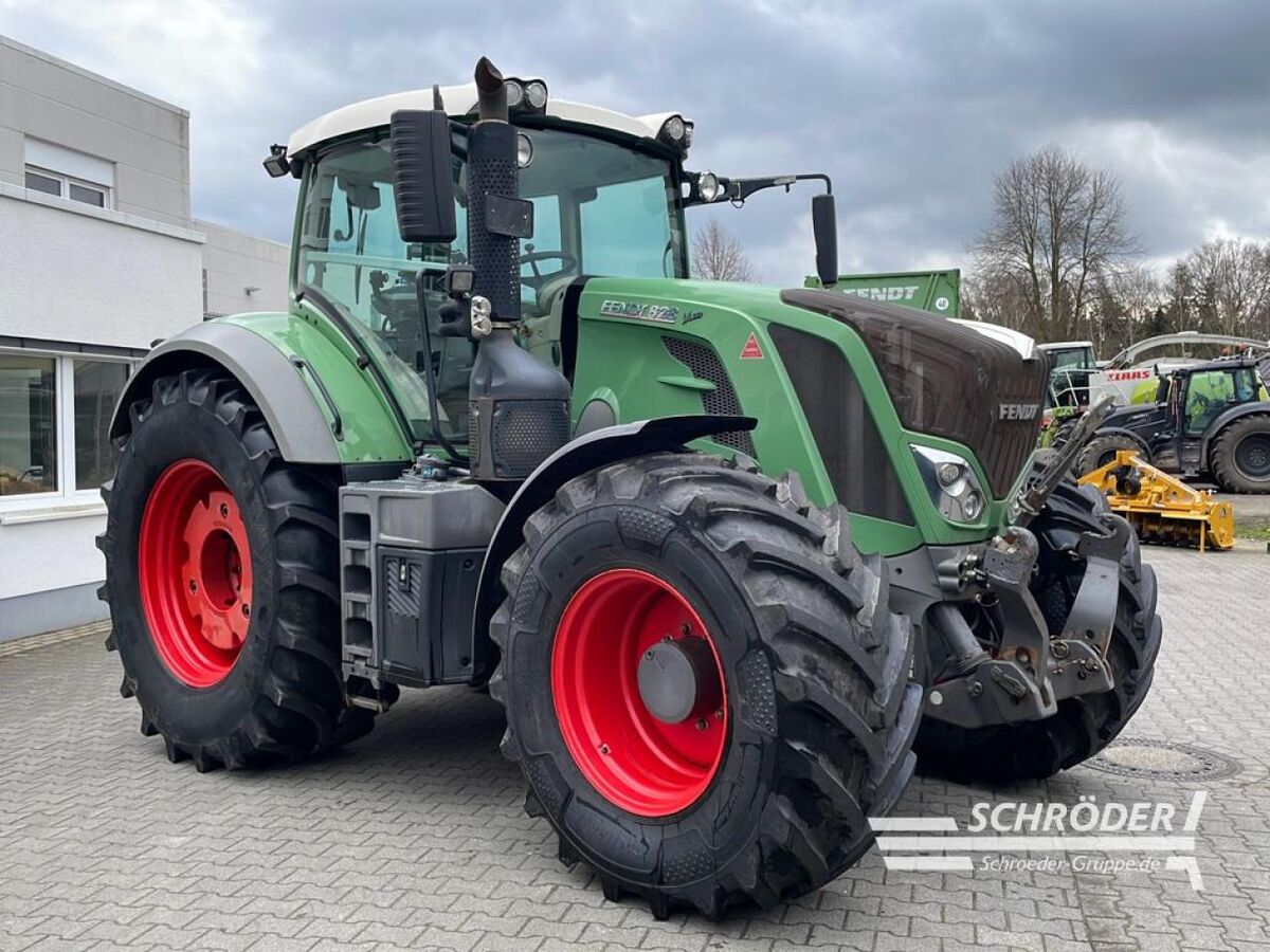 Fendt 828 VARIO S4 PROFI 2