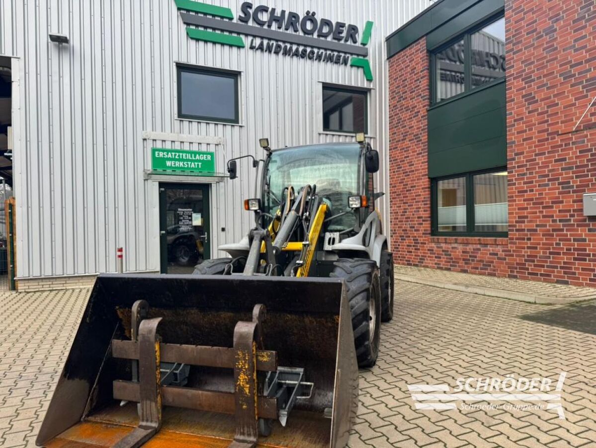 Kramer 380 ALLRAD +  SCHAUFEL + PALETTENGABEL 2