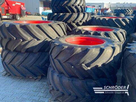 Fendt 540/65 R 28 + 650/65 R 38 BRIDGESTONE