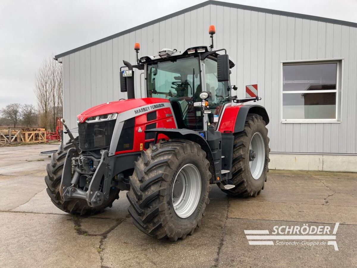 Massey Ferguson 8S.305 DYNA-VT EXCLUSIVE 1