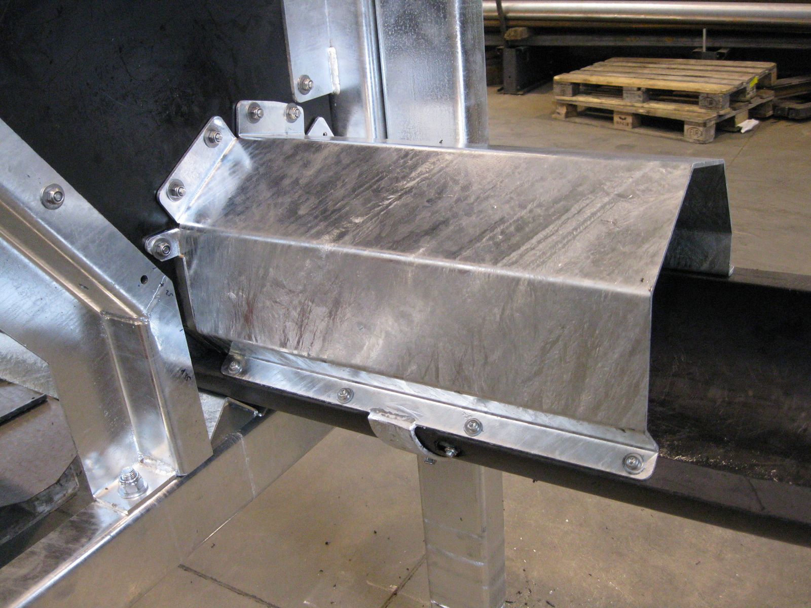 Wasserbauer UniPort mit 2,2m³ 2