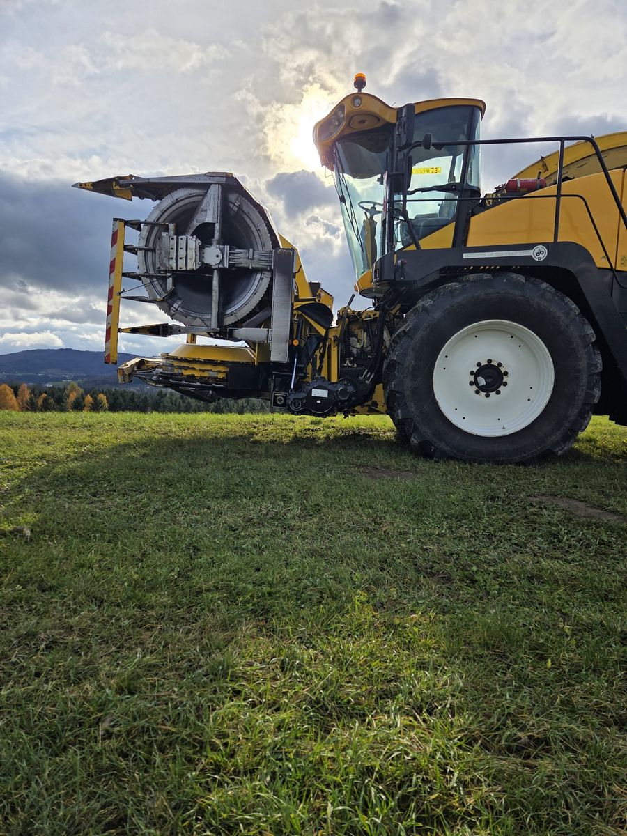 New Holland FR9050 3