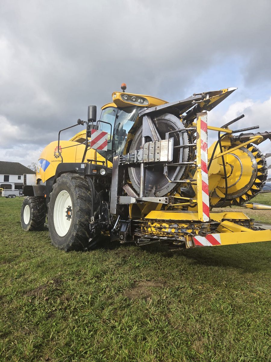 New Holland FR9050 1