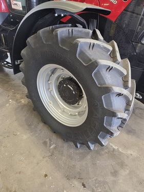 Sonstige Kompletträder Case / New Holland / Steyr