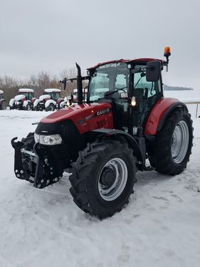 <strong>Case IH Farmall 105 </strong><br />