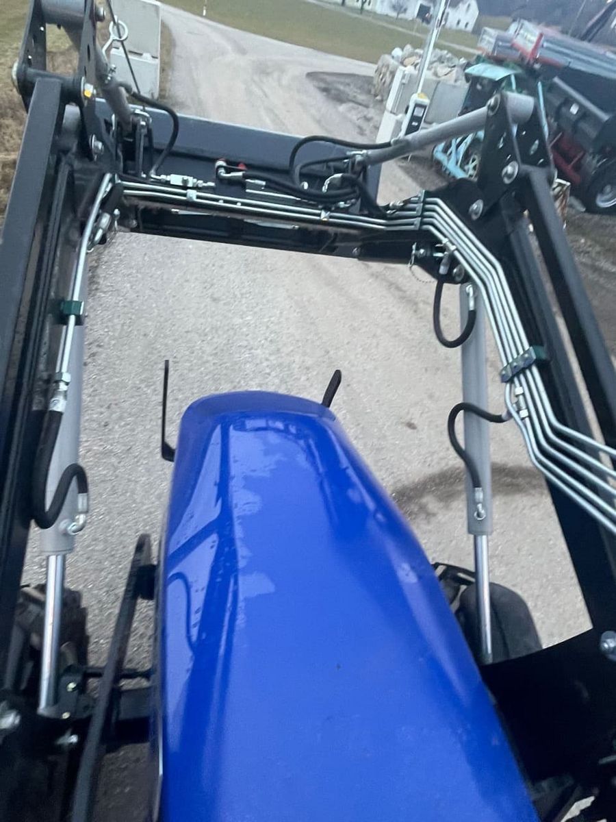 Eurotrac Lovol M254C mit Frontlader – Neuwertig! 2