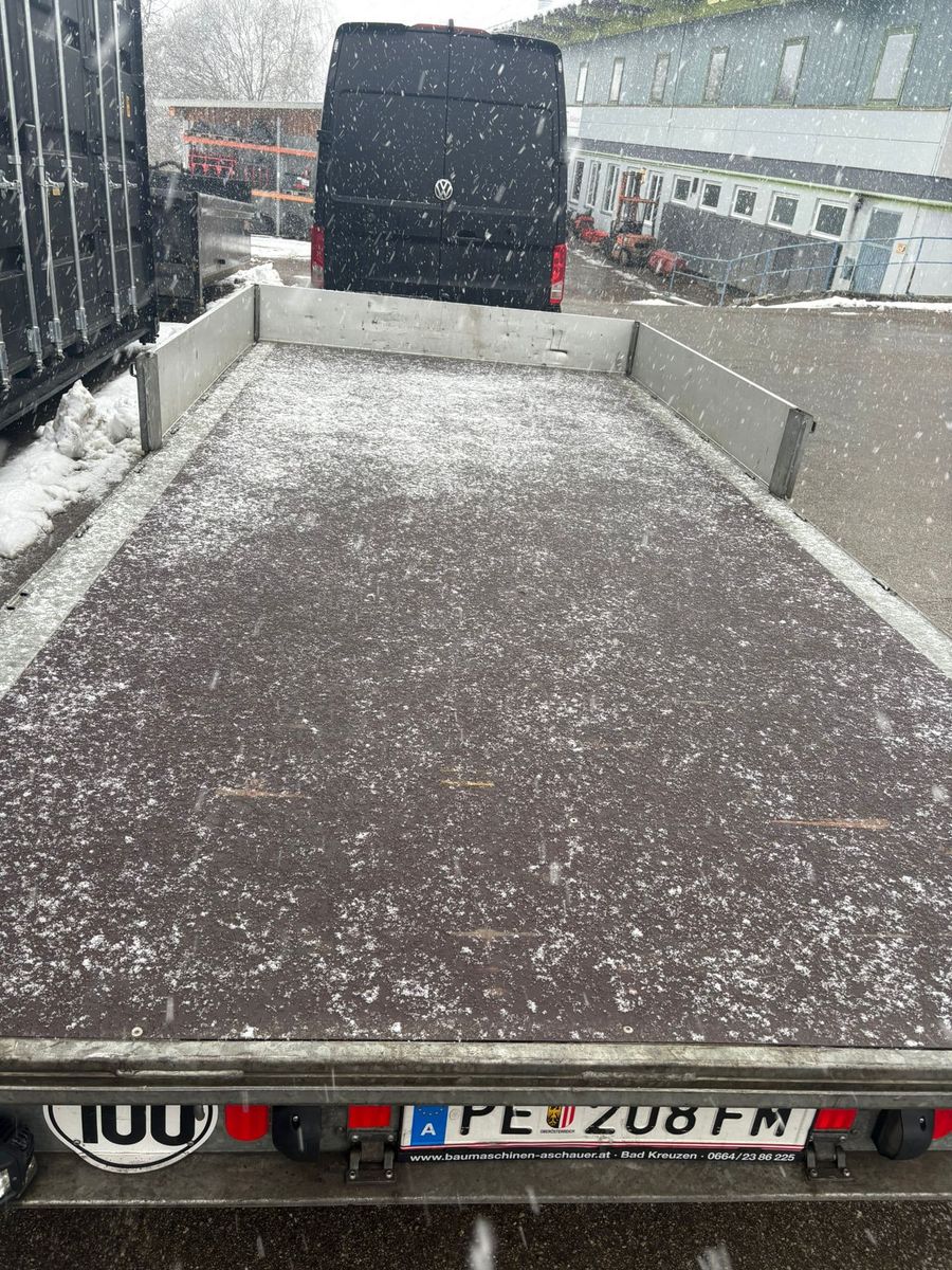 Eduard Anhänger / Hochlader inkl. Werkzeugbox 3