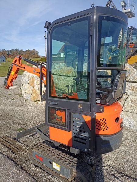 1 Tonnen Bagger mit Kabine – Bastlerfahrzeug 3