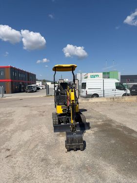 Infront YFE 12 / Mit 3 Zylinder Yanmar Motor