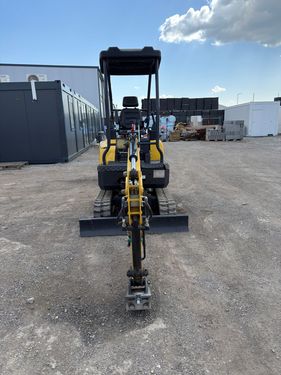 Infront YFE 18 / 3 Zylinder Yanmar Motor