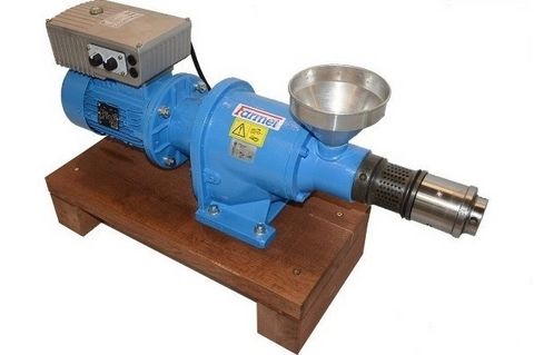 Farmet Pflanzenölpressen Typ UNO und DUO 2