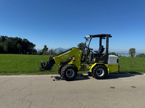 Fliegl Teleradlader 2527  mit Euronorm-Aufnahme