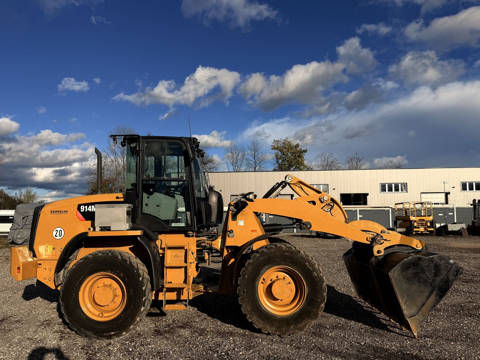 Caterpillar 914M 2