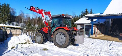 Intertech Frontlader für Lamborghini / Fendt / New Holland